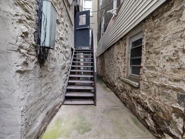 560 East 189th Street image 11 of 14