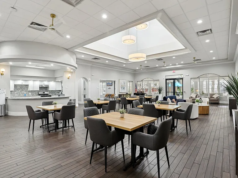 Valley View Senior Apartments — Photo 7