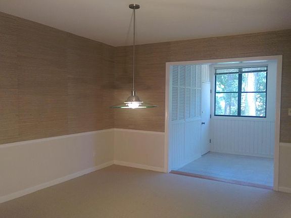 Separate dining room