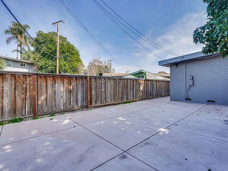 1893 Stardust Ct — Photo 47