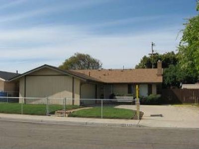 523 N Brian St, Santa Maria, CA, 93454