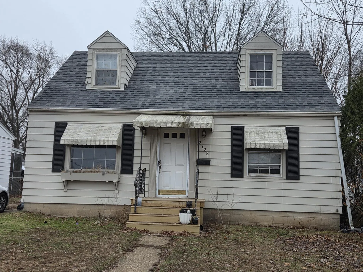 2728 Lawndale Ave photo 1
