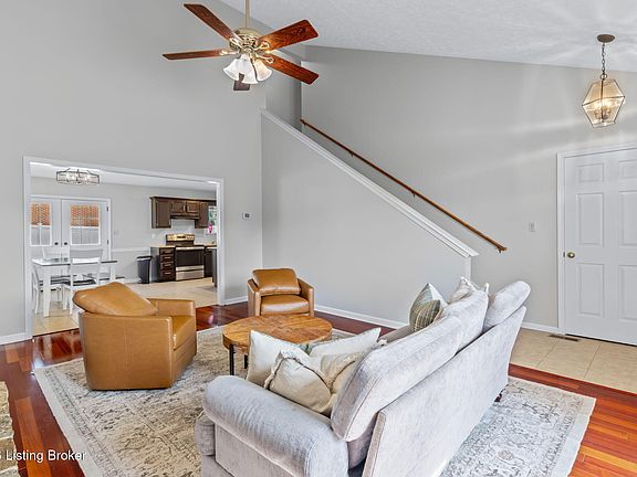 5th image of 4600 Wooded Oak Cir