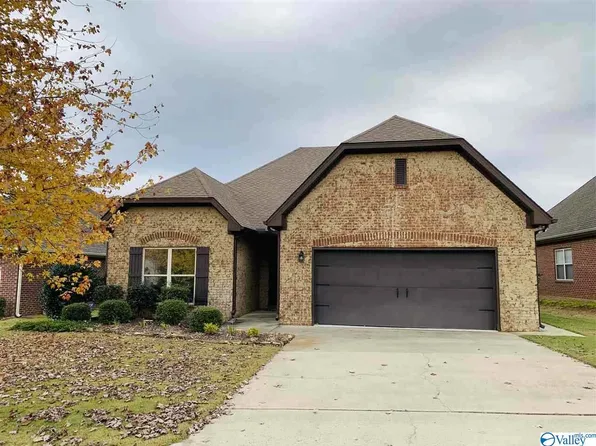 14478 Crooked Stick Pl, Athens, AL 35613