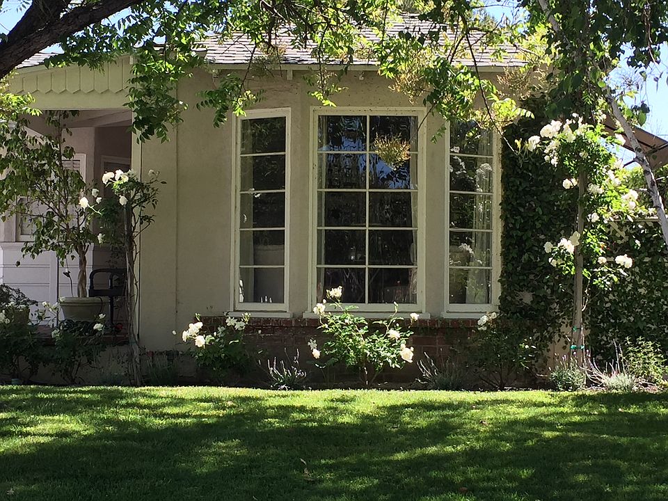 1st image of 806 N Rose St