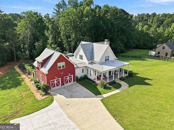 4th image of 2438 Batesville Rd