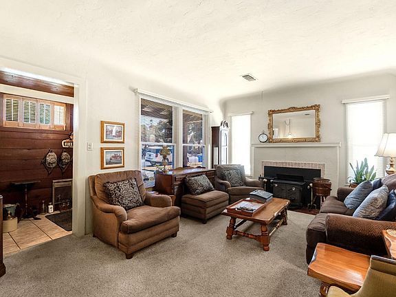 5th image of 1614 N Green St