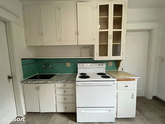 4th image of 611 S 8th Ave APT 2