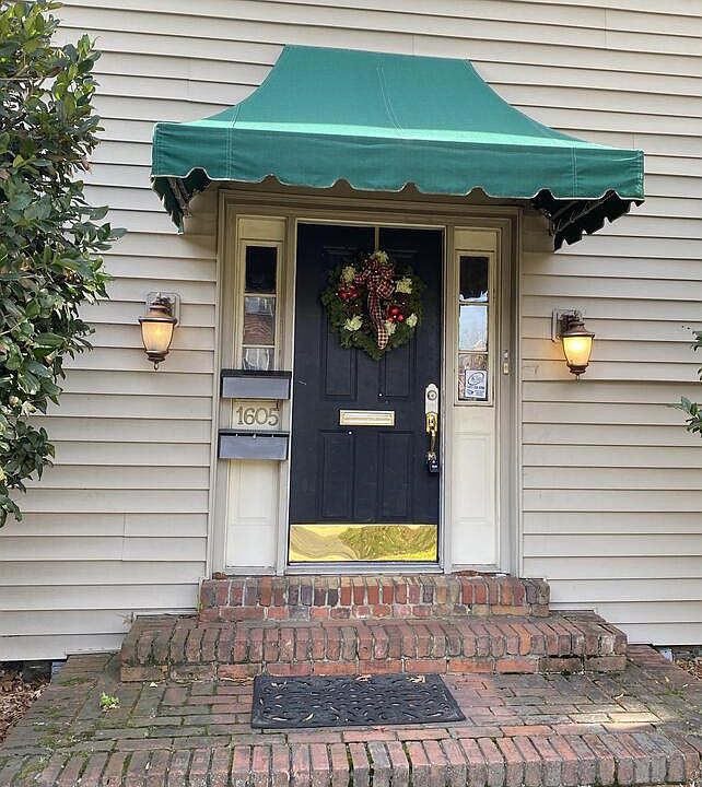 1st image of 1605 Hampton Blvd #1