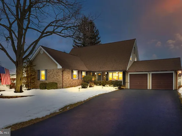 36 Lochatong Rd, Ewing, NJ 08628