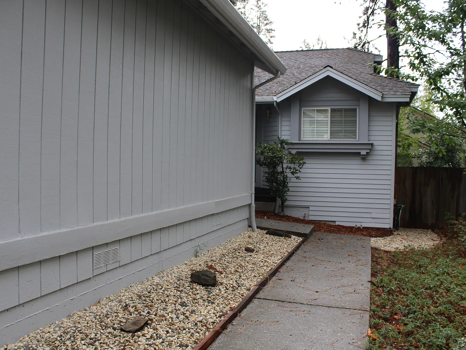 2 bed, 1015 sqft, $2,350 — Photo 2