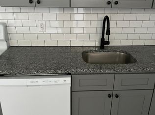 1912 S 17th St APT 211, Philadelphia, PA 19145