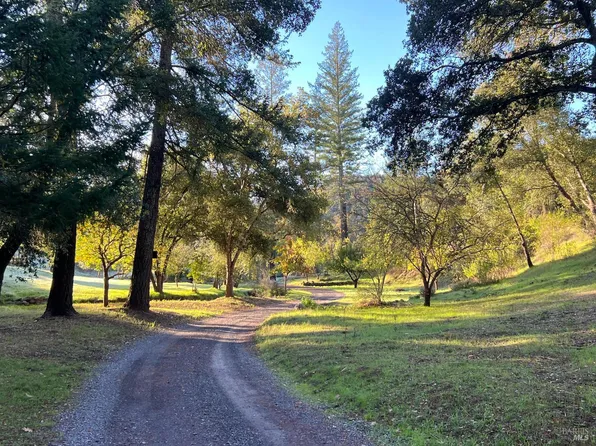 9501 Franz Valley School Road, Calistoga, CA 94515