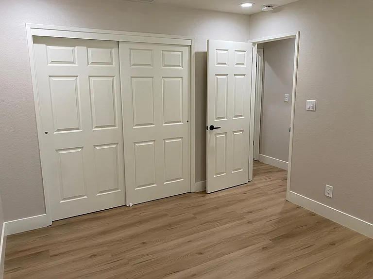 2640 Murray St — Photo 17