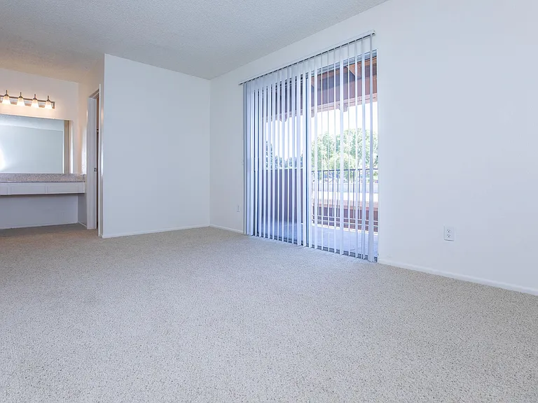 Belinda Apartment Homes — Photo 35