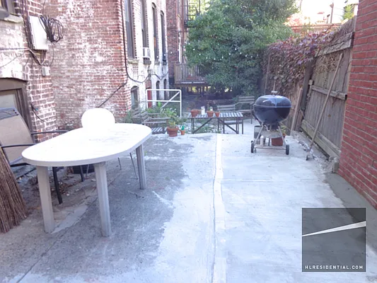 Rented by Highline Residential | media 33