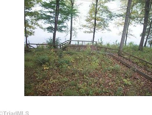 5th image of 5939 Summit Ave