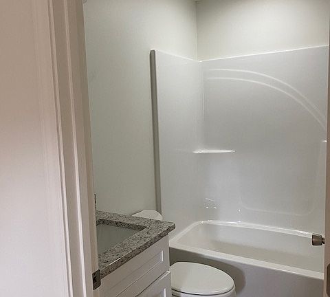 4th image of 107 Livingston Rd