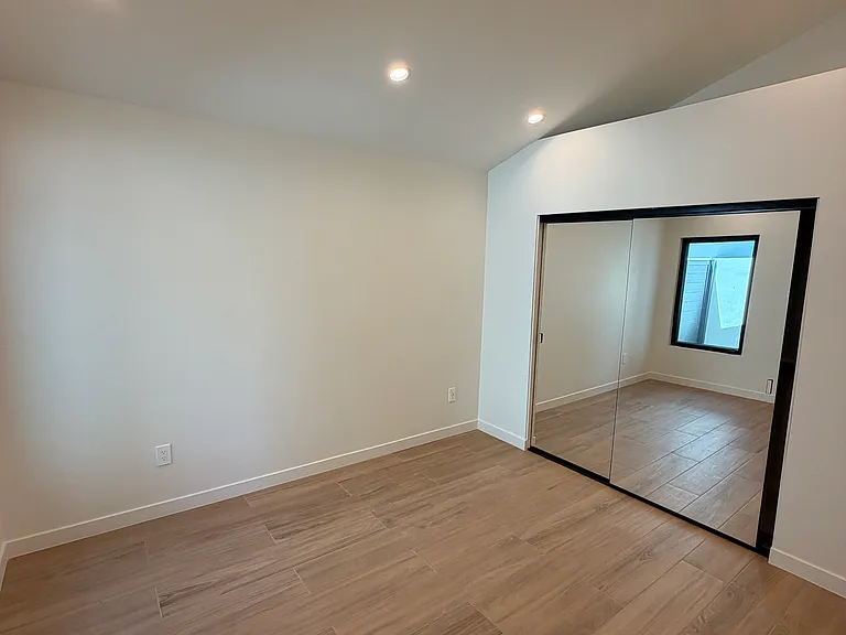 19702 Topham St — Photo 11