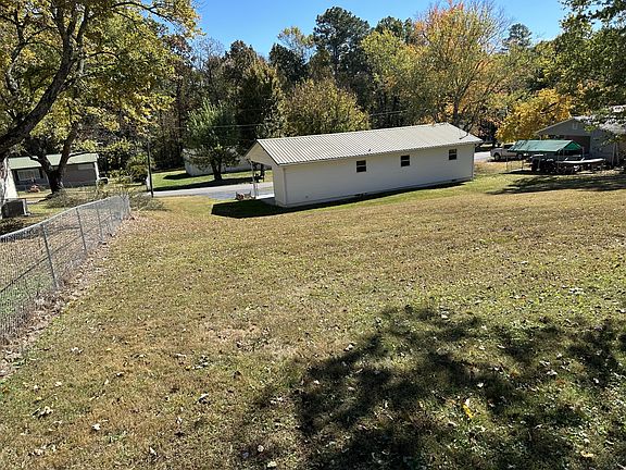 5th image of 1620 Hillsdale Dr SE