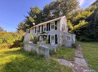 29 Shadow Ln, Cromwell, CT 06416