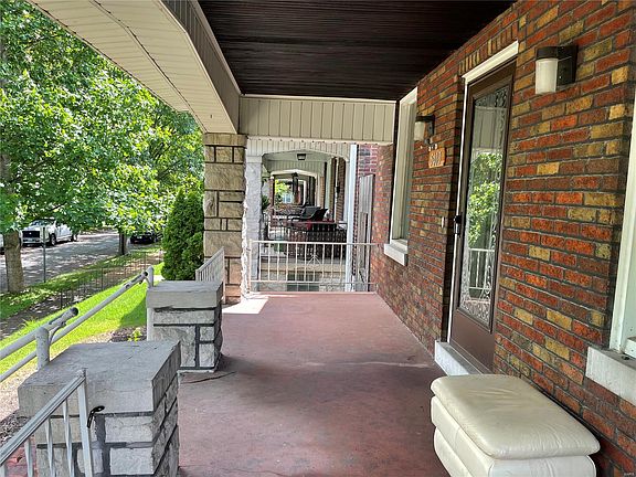 2nd image of 5403 Grace Ave