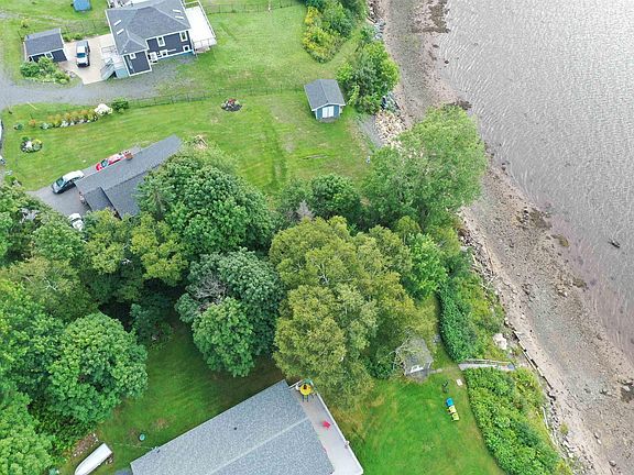 4th image of 147 Lower Rd