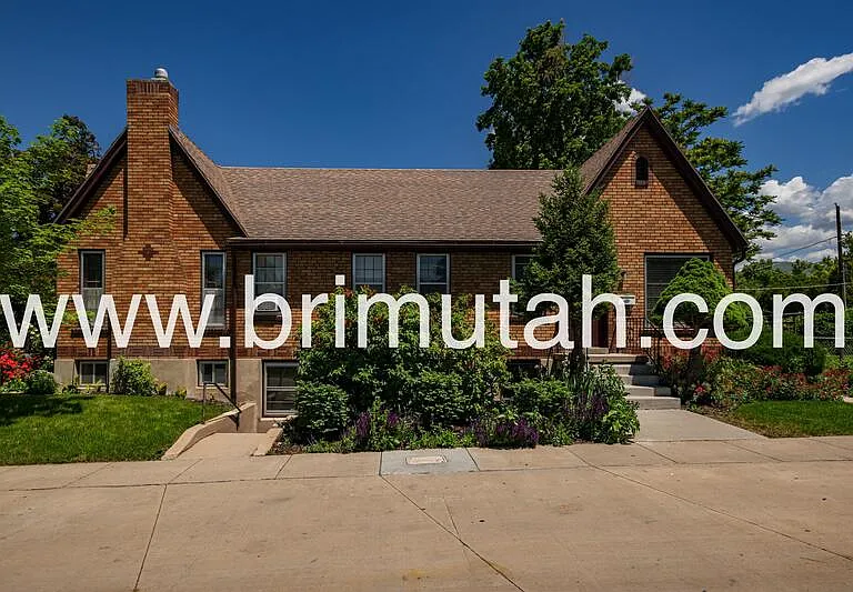 753 E Princeton Ave — Photo 9