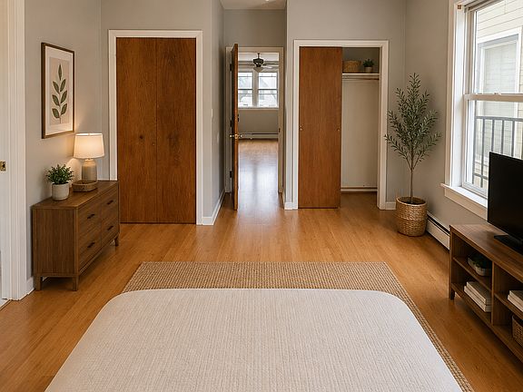 5th image of 832 Parker St Floor 2