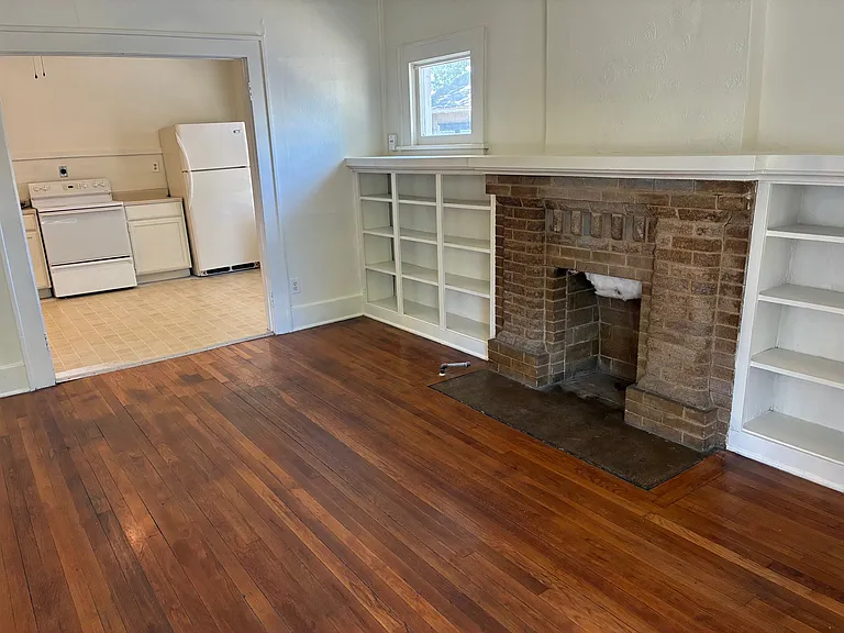1224 S Lewis Pl — Photo 7