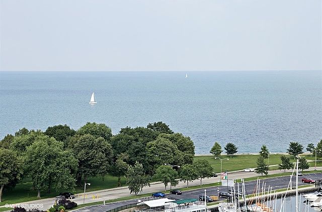1st image of 3470 N Lake Shore Dr APT 17A