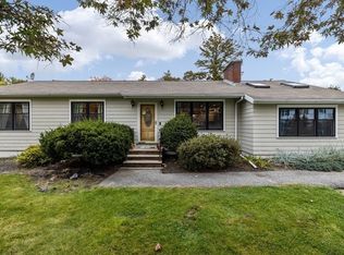 4 University Ln, Billerica, MA 01821