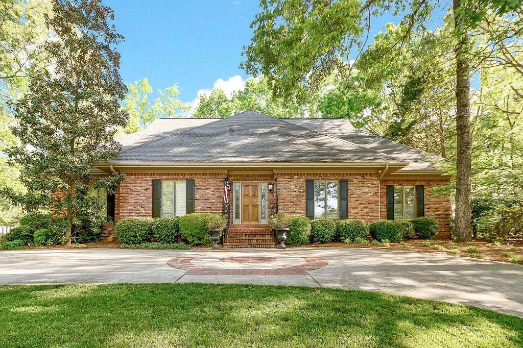 295 Capri Dr, Gainesville, GA 30506 Zillow