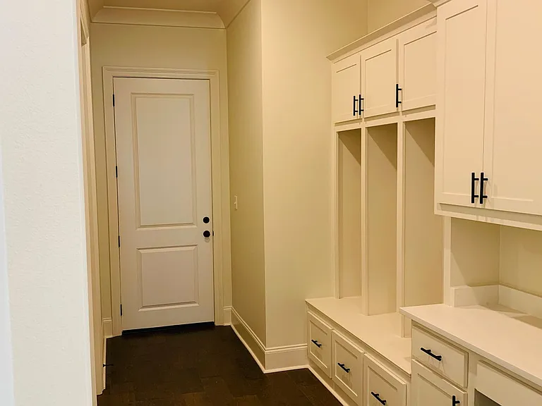 2212 Belfleur St — Photo 13