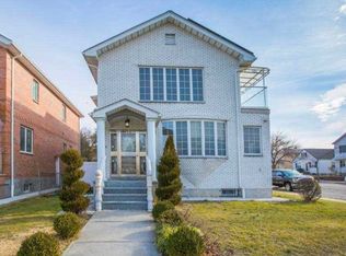 5351 193rd St, Fresh Meadows, NY 11365