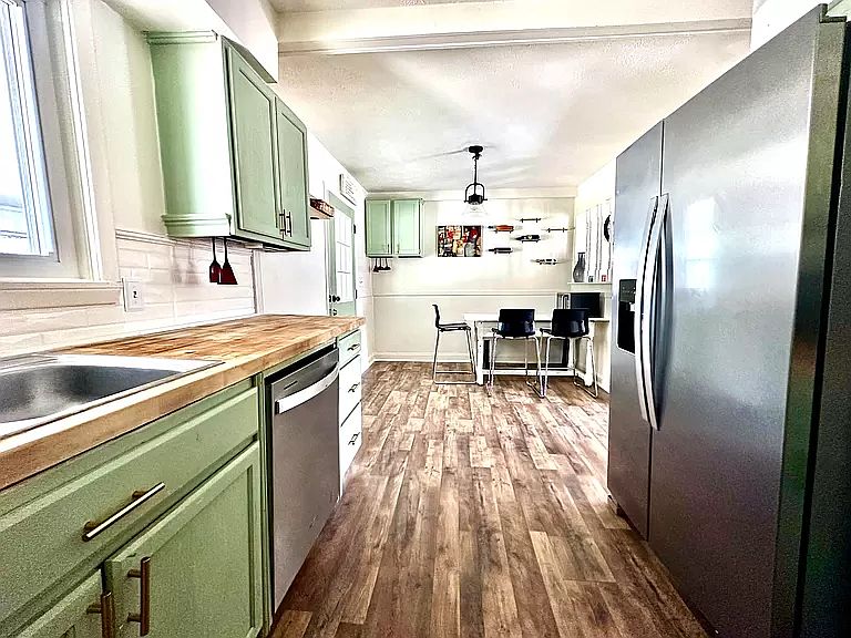 1st image of 1205 Octavian Cir