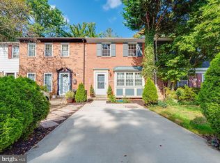 7828 Snead Ln, Falls Church, VA 22043