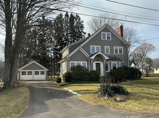 27 George St, Wellsville, NY 14895