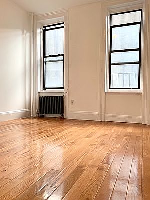 2nd image of 248 E 90th St APT 4c