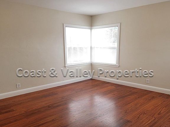 5th image of 646-648 Wilson St