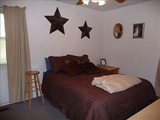 4th image of 5642 S 114th St