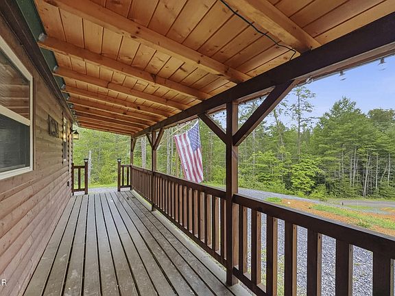 4th image of 1768 Rich Mountain Way