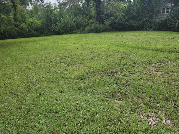 418 N 9th St, Griffin, GA 30223