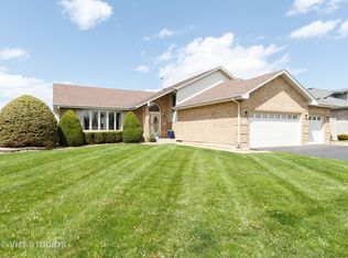 5300 Hope Pl, Matteson, IL 60443