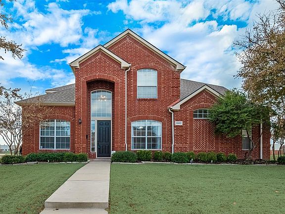 5th image of 10401 Balsam Ct