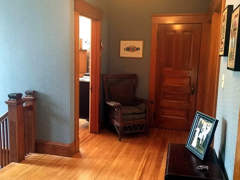 35 Clark Ave — Photo 9