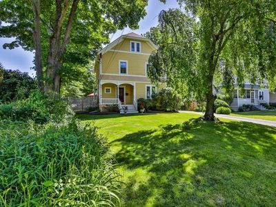 17 Maple Ave, Andover, MA, 01810