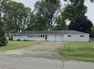 400 Southwind Dr, Springfield, IL 62703