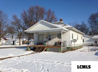 802 Decatur St, Lincoln, IL 62656
