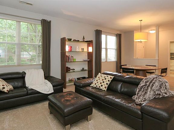 4th image of 9057 Waterway Ct